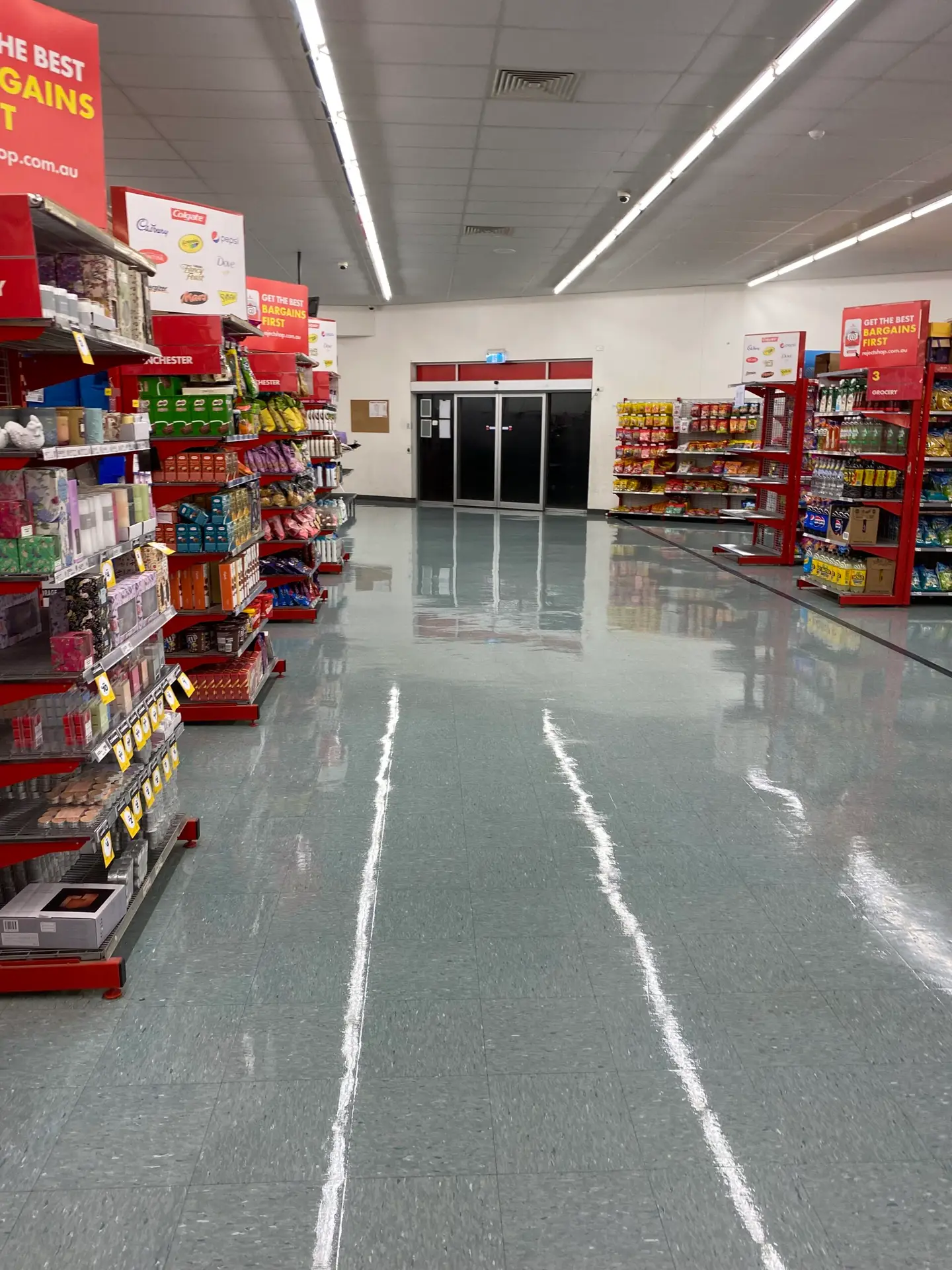 Vinyl Floor – Fully Stripped and Sealed